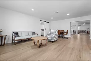 701 Milky Way, Garland, TX 75040 - Photo 2