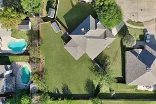 3209 Silver Point Ct, Mansfield, TX 76063 - Photo 2