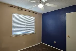 923 Westover Dr, Lancaster, TX 75134 - Photo 12