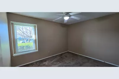 923 Westover Drive, Lancaster, TX 75134 - Photo 14