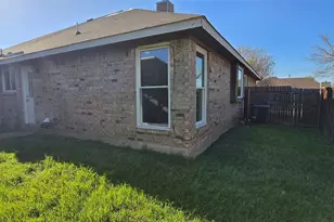 923 Westover Dr, Lancaster, TX 75134 - Photo 18