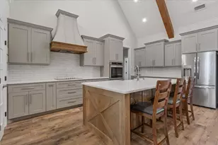 1024 Cecilia Ct, Robinson, TX 76706 - Photo 2