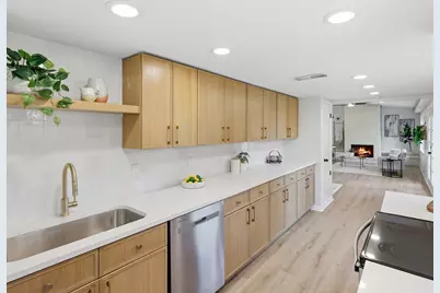 732 Pinehurst Drive, Richardson, TX 75080 - Photo 14