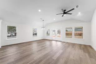 2434 Iroquois St, Dallas, TX 75212 - Photo 30