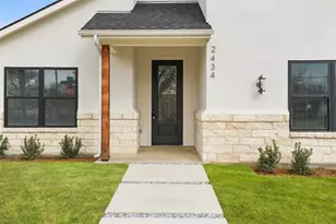 2434 Iroquois St, Dallas, TX 75212 - Photo 4