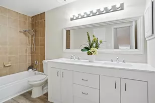 2206 Arbor Creek Dr, Carrollton, TX 75010 - Photo 18