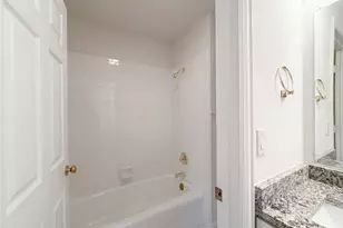 2101 Royal Dominion Ct, Arlington, TX 76006 - Photo 16