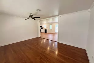 2406 Ridgecrest Dr, Garland, TX 75041 - Photo 10