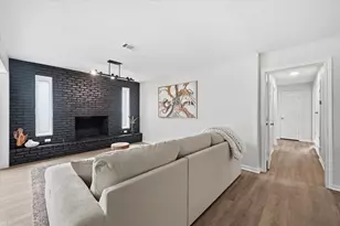 2006 Normandy Dr, Irving, TX 75060 - Photo 6