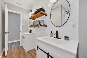 9510 Crestshire Dr, Dallas, TX 75227 - Photo 18