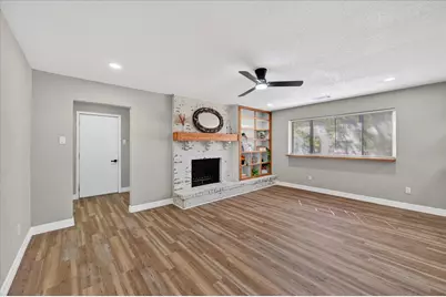 9510 Crestshire Drive, Dallas, TX 75227 - Photo 6