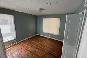 5000 Jerri Ln, Haltom City, TX 76117 - Photo 6