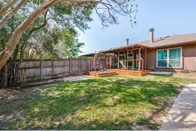 109 Hickory Springs Drive, Euless, TX 76039 - Photo 24