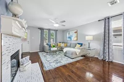 13361 Sorrento Drive, Frisco, TX 75035 - Photo 10