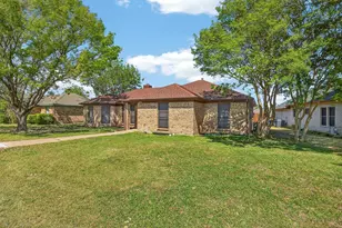 3425 7th St, Sachse, TX 75048 - Photo 2