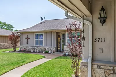 3711 Quail Run, Granbury, TX 76049 - Photo 1