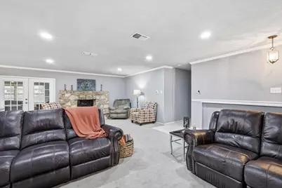 3005 Friendswood Drive, Arlington, TX 76013 - Photo 6