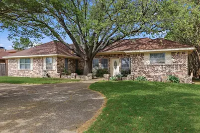 604 S Briarcrest Drive, Richardson, TX 75081 - Photo 1