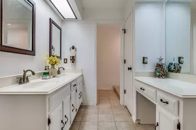 504 Chaffee Drive, Arlington, TX 76006 - Photo 14