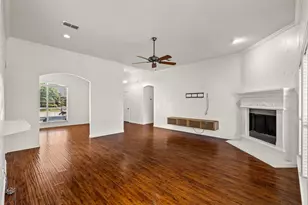 7033 Ridge Crest Dr, North Richland Hills, TX 76182 - Photo 6