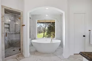 13280 Beach Club Rd, The Colony, TX 75056 - Photo 12