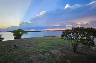 13280 Beach Club Rd, The Colony, TX 75056 - Photo 8