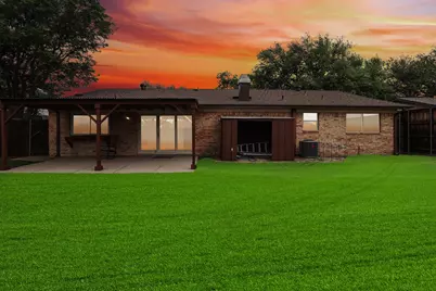 2126 Versailles Drive, Carrollton, TX 75007 - Photo 30