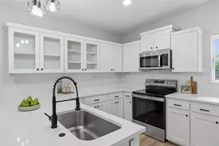 8516 La Jolla Ct, Benbrook, TX 76116 - Photo 22