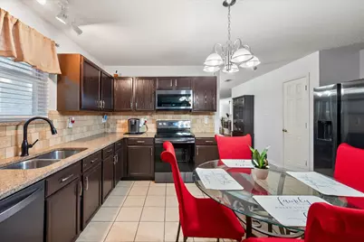 608 Flooded Gum Street, Arlington, TX 76002 - Photo 6