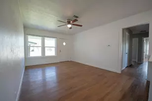 1017 N Houston St, Royse City, TX 75189 - Photo 2