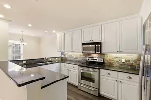 9486 Timberleaf Dr, Dallas, TX 75243 - Photo 10