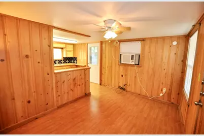 201 1/2 W Columbia, Weatherford, TX 76086 - Photo 4