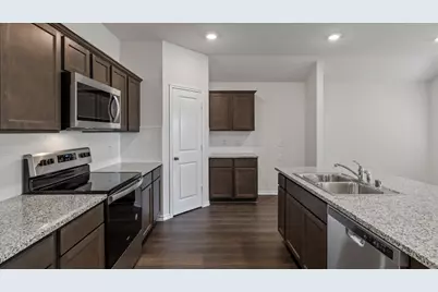 901 Barton Drive, Ennis, TX 75119 - Photo 24