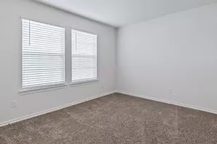 901 Barton Dr, Ennis, TX 75119 - Photo 16