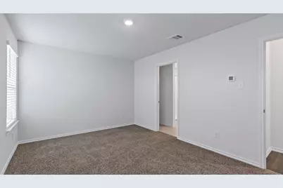 901 Barton Drive, Ennis, TX 75119 - Photo 8