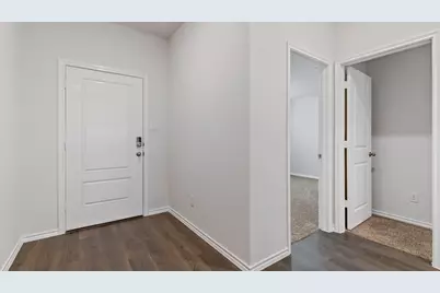 901 Barton Drive, Ennis, TX 75119 - Photo 18