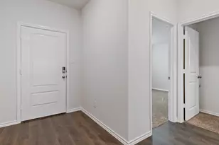 901 Barton Dr, Ennis, TX 75119 - Photo 18