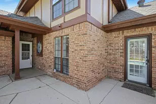 2428 Stonegate Dr N, Bedford, TX 76021 - Photo 12