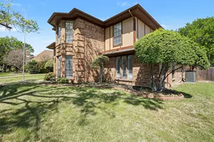 2428 Stonegate Dr N, Bedford, TX 76021 - Photo 32