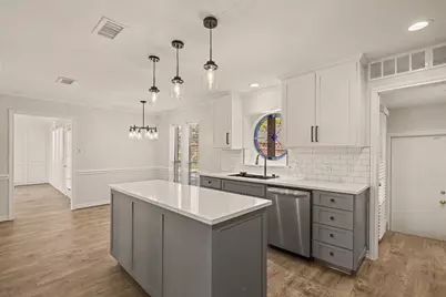 2428 Stonegate Drive N, Bedford, TX 76021 - Photo 4