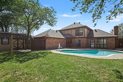 2428 Stonegate Drive N, Bedford, TX 76021 - Photo 12