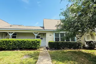 4812 Rollingwood Ct, Garland, TX 75043 - Photo 2