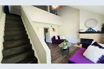 4812 Rollingwood Court, Garland, TX 75043 - Photo 4