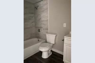 802 Las Palmas Drive, Grand Prairie, TX 75052 - Photo 16