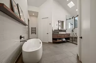 3907 Fox Glen Dr, Irving, TX 75062 - Photo 22