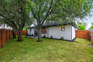 509 Brookside Ct, Burleson, TX 76028 - Photo 18