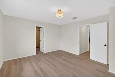 509 Brookside Court, Burleson, TX 76028 - Photo 8