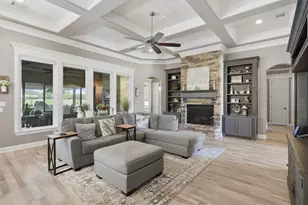 1201 E Iberian Ct, Granbury, TX 76048 - Photo 6