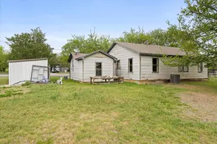 1313 Lipan Hwy, Granbury, TX 76048 - Photo 26
