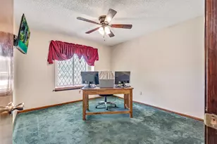 2015 Edgewood Dr, Bridgeport, TX 76426 - Photo 10